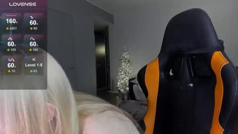 Snapshot of fairy_casey chatting on December 5, 2025, 7:32 pm fairy_casey online show from December 5, 2025, 7:32 pm