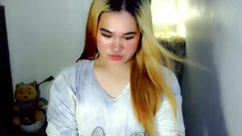 Snapshot of fairy_cuddle chatting on April 1, 2026, 12:11 am call me shanaia online show from April 1, 2026, 12:11 am