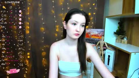 Kate online show from December 15, 2024, 10:50 am
