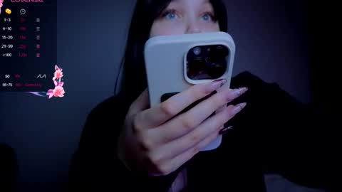 Snapshot of fairy_mairy chatting on October 17, 2025, 3:53 am Mairy online show from October 17, 2025, 3:53 am