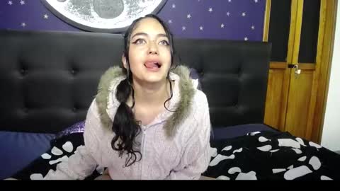 Marie online show from November 15, 2025, 5:49 am