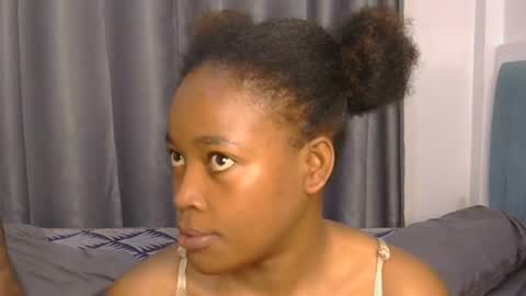 fairy_pearl online show from June 18, 2026, 3:07 am