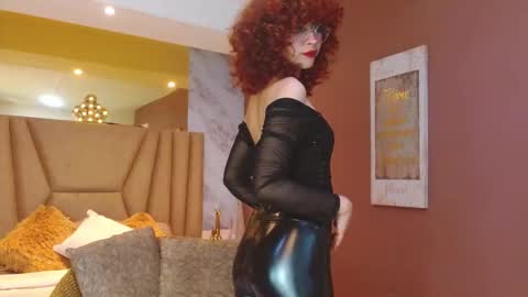 FAIRY online show from September 17, 2025, 8:43 pm