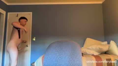 Snapshot of fairybae5 chatting on October 21, 2025, 10:54 pm Travis online show from October 21, 2025, 10:54 pm