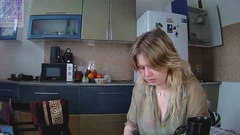 Arisha online show from February 3, 2025, 12:03 pm