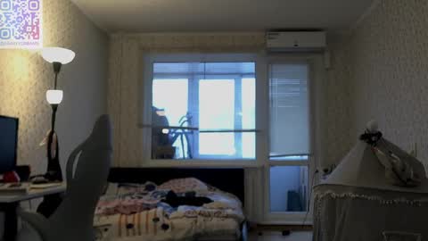 Arisha online show from March 3, 2025, 2:15 pm