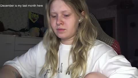 Arisha online show from December 20, 2025, 6:48 pm