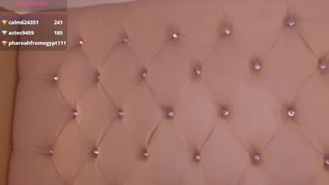 Snapshot of fairyflexxx chatting on December 18, 2024, 4:17 pm Fairy online show from December 18, 2024, 4:17 pm