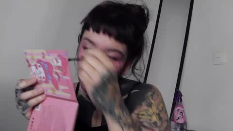 Snapshot of fairyflexxx chatting on January 4, 2025, 10:49 am Fairy online show from January 4, 2025, 10:49 am