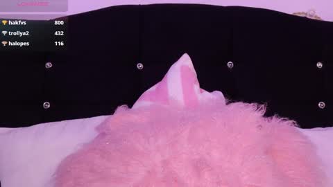 Snapshot of fairyflexxx chatting on January 28, 2025, 11:39 pm Fairy online show from January 28, 2025, 11:39 pm