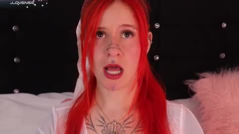 Snapshot of fairyflexxx chatting on February 10, 2025, 9:15 pm Fairy online show from February 10, 2025, 9:15 pm