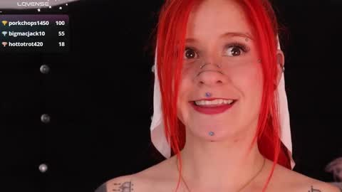 Snapshot of fairyflexxx chatting on February 11, 2025, 12:17 am Fairy online show from February 11, 2025, 12:17 am