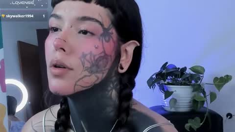 Snapshot of fairyflexxx chatting on March 9, 2025, 9:57 pm Fairy online show from March 9, 2025, 9:57 pm