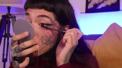 Snapshot of fairyflexxx chatting on September 18, 2025, 12:23 am Fairy online show from September 18, 2025, 12:23 am