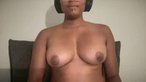 fairygodmommy online show from June 19, 2026, 12:15 am