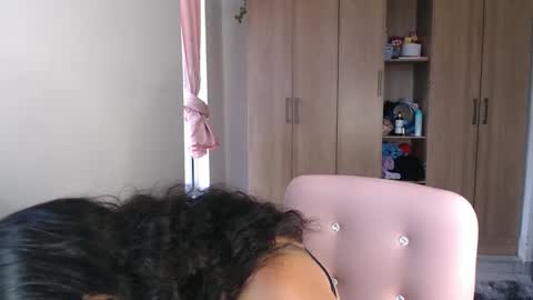 fairylatin online show from December 9, 2024, 9:48 pm