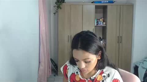 fairylatin online show from December 25, 2024, 11:00 am