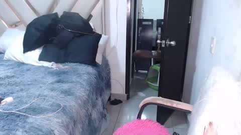 Snapshot of fairylatin chatting on September 19, 2025, 1:18 am fairylatin online show from September 19, 2025, 1:18 am