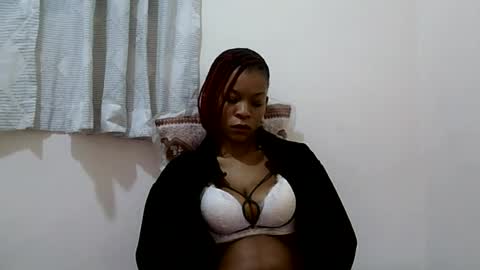 faizah_ online show from July 13, 2026, 11:07 pm
