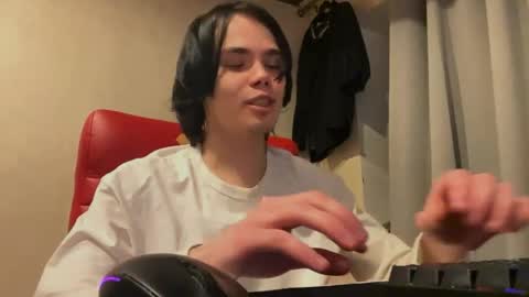 fakfame online show from April 18, 2026, 12:25 am