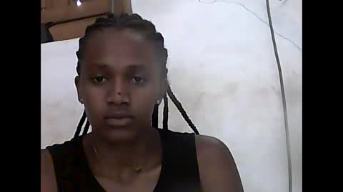 falielyse online show from October 11, 2025, 10:14 am