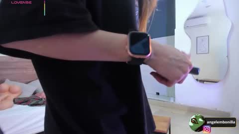 Megan    630  1330 -5 online show from November 18, 2025, 12:31 pm