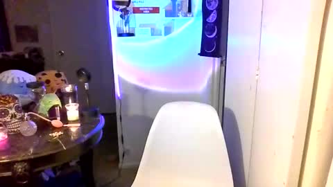 fallen_jezabel online show from October 22, 2025, 9:09 am