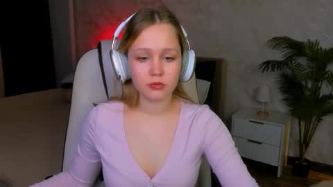 Lane   online show from February 3, 2026, 6:11 am