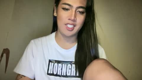 Snapshot of fallon_empress chatting on November 10, 2025, 8:19 pm callmecindy online show from November 10, 2025, 8:19 pm