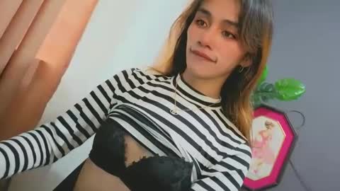 Snapshot of familystroke_twinny8 chatting on November 3, 2025, 9:59 pm Alexandra x Alexandro online show from November 3, 2025, 9:59 pm