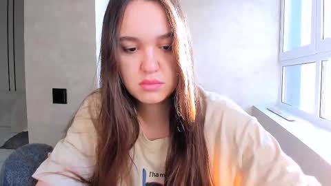 fancy bunny online show from February 13, 2025, 11:28 am