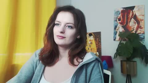 Nadine online show from December 19, 2024, 10:13 am