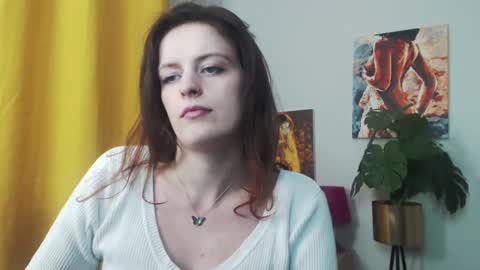 Nadine online show from January 3, 2025, 9:25 am