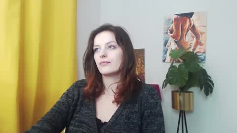 Nadine online show from January 7, 2025, 9:18 am