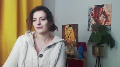 Nadine online show from January 8, 2025, 6:20 am