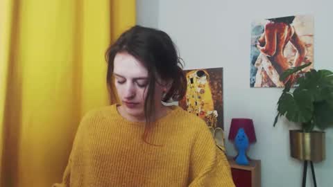 Nadine online show from January 21, 2025, 9:24 am