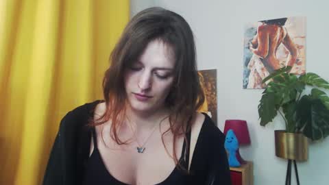 Nadine online show from January 22, 2025, 12:27 pm