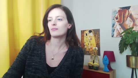 Nadine online show from January 27, 2025, 10:06 am