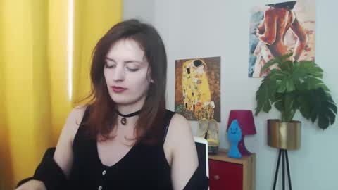 Nadine online show from January 29, 2025, 12:24 pm