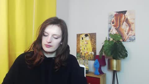 Nadine online show from February 3, 2025, 12:36 pm