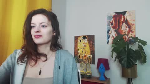 Nadine online show from February 22, 2025, 7:23 am