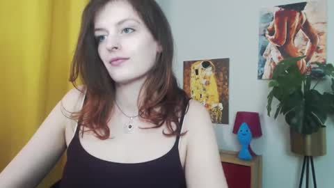 Nadine online show from February 26, 2025, 11:52 am