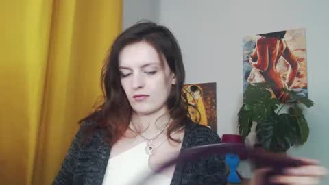 Nadine online show from February 28, 2025, 10:09 am