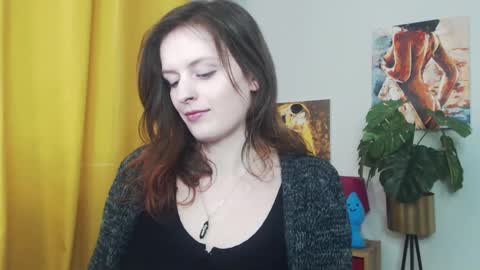 Nadine online show from March 3, 2025, 9:22 am