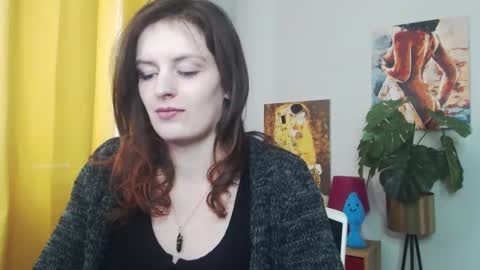 Nadine online show from March 3, 2025, 12:27 pm