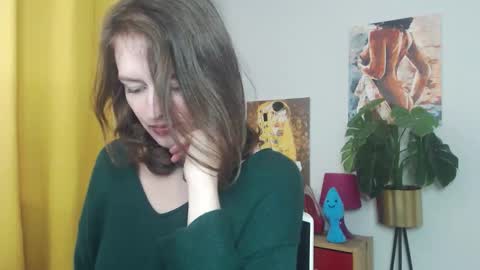 Nadine online show from September 30, 2025, 5:56 am