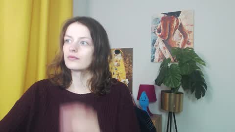 Nadine online show from November 10, 2025, 5:50 am