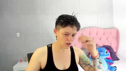 FANNY online show from September 25, 2025, 1:42 am