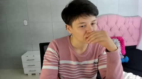 FANNY online show from October 15, 2025, 2:39 pm