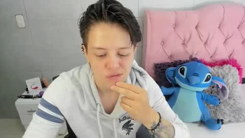 FANNY online show from December 16, 2025, 3:39 pm